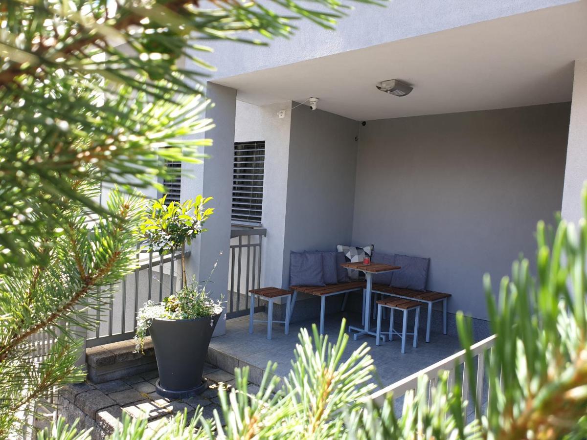 Apartment Emma Ljubljana - Free Parking, Ac, Wifi Zewnętrze zdjęcie