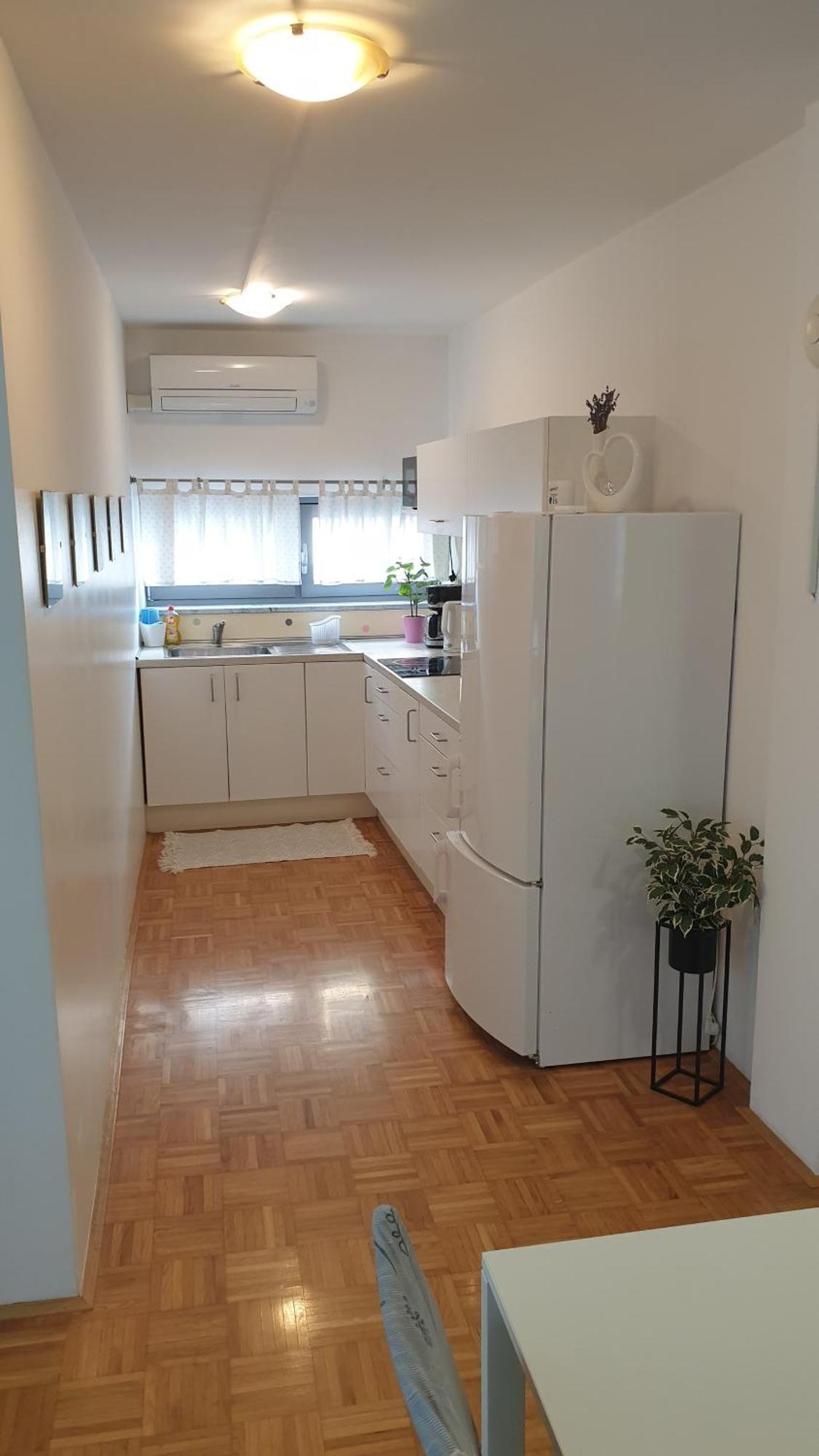 Apartment Emma Ljubljana - Free Parking, Ac, Wifi Pokój zdjęcie